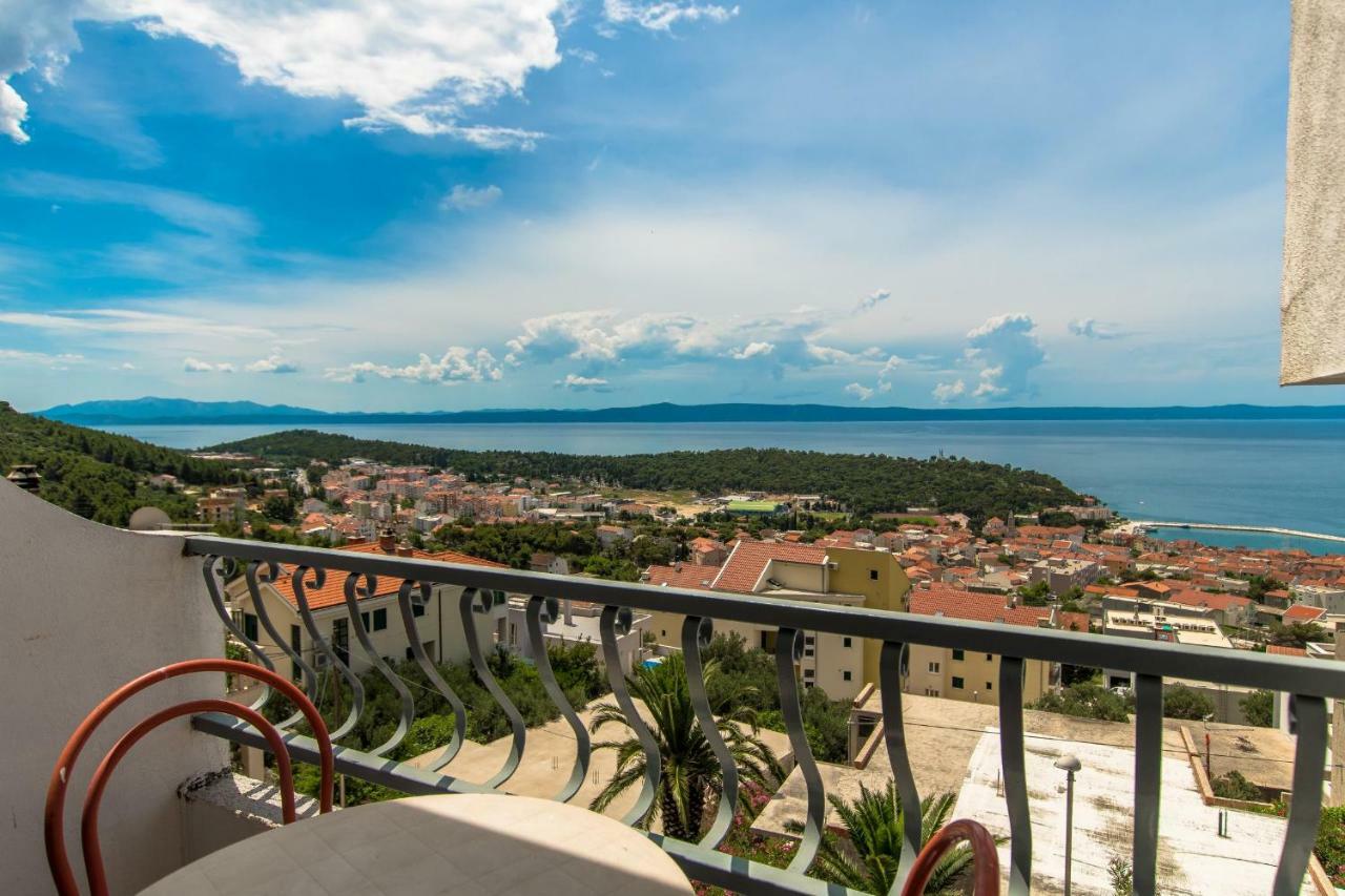 Apartments Ella Makarska Exterior photo